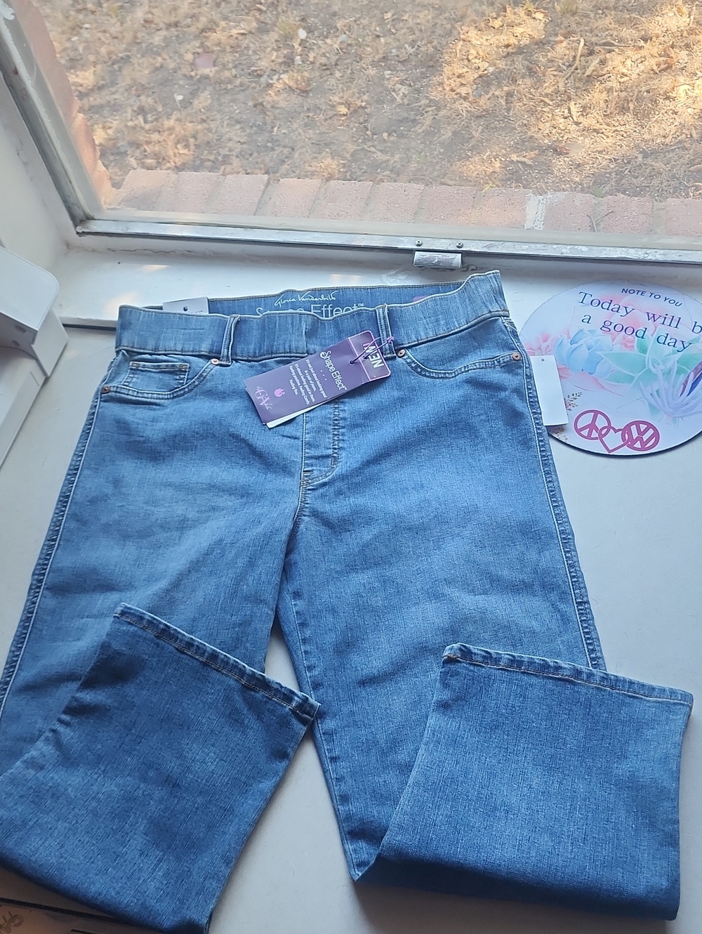 Gloria Vanderbilt Medium Blue Straight Leg Jeans